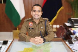 Fatehabad Police : प्रतिष्ठित ब्रांडों की आड़ में साइबर जालसाज़ सक्रिय, एसपी जैन ने खतरे से आगाह किया