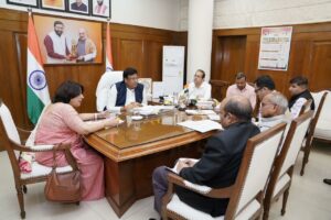 हरियाणा में पेपरलेस रजिस्ट्री प्रणाली की प्रगति की समीक्षा, मंत्री विपुल गोयल ने दिए दिशा-निर्देश