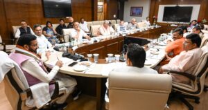Haryana Cabinet Meeting Gurugram: क्लेरिकल सर्विस बिल 2026 को मंजूरी, CM सैनी का विपक्ष पर महिला विरोधी होने का आरोप